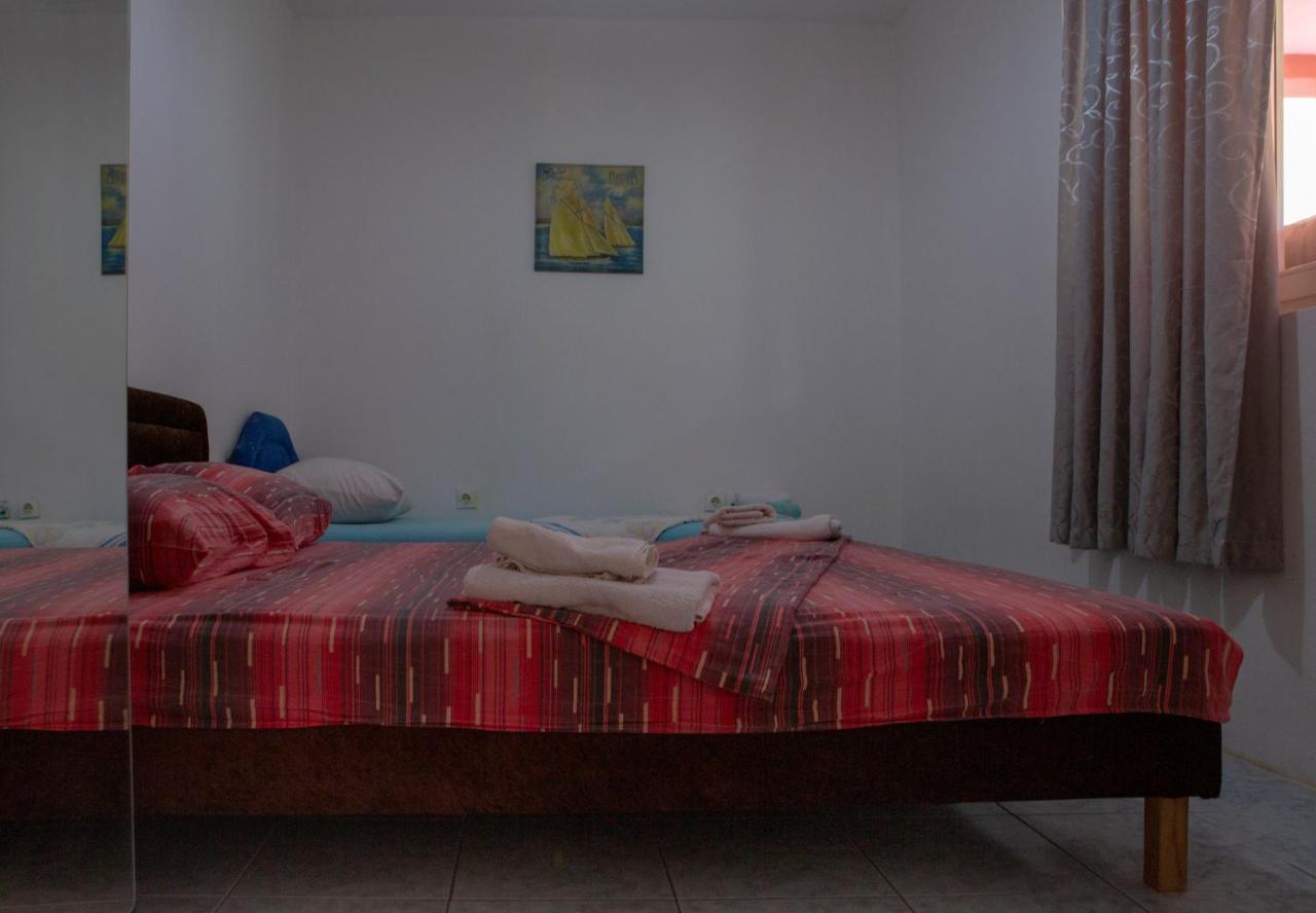 Family Apartments Vukcevic Čanj 外观 照片