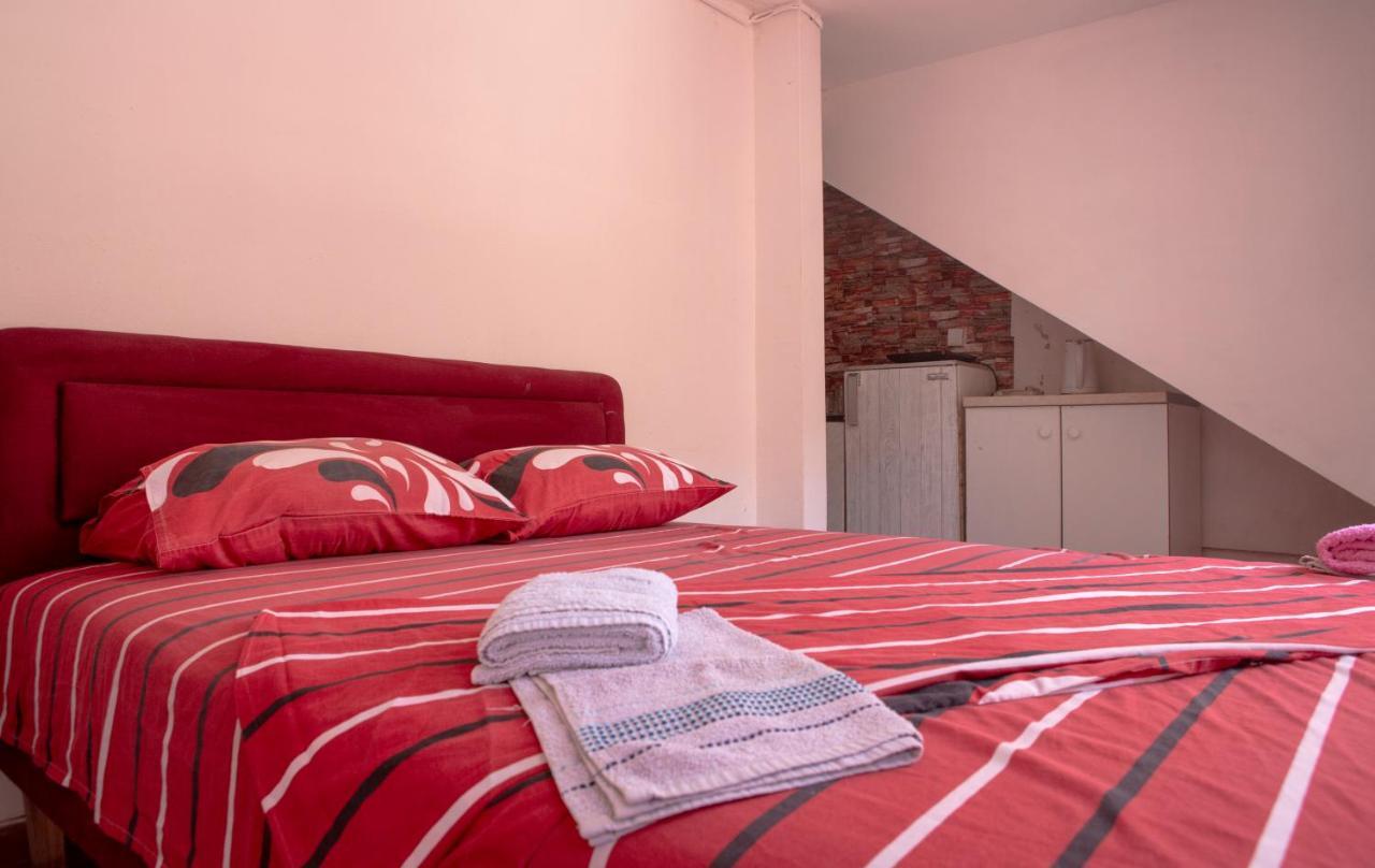 Family Apartments Vukcevic Čanj 外观 照片
