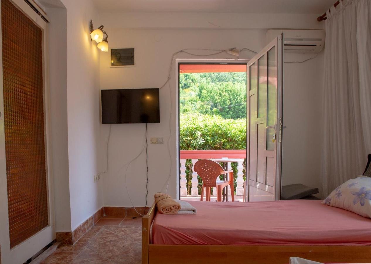 Family Apartments Vukcevic Čanj 外观 照片