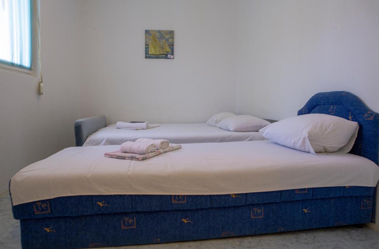 Family Apartments Vukcevic Čanj 外观 照片